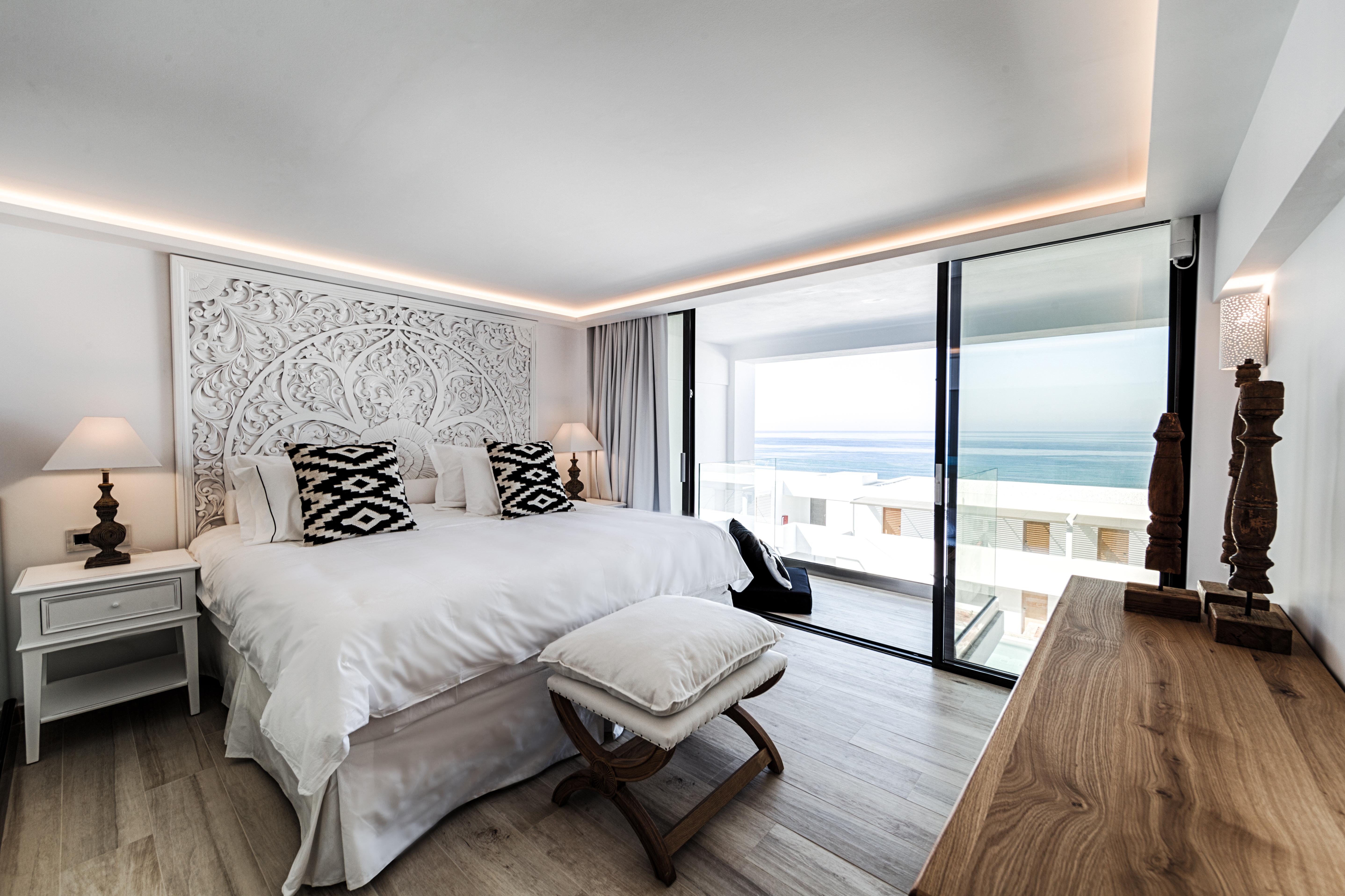 Abaton Island Resort & Spa Hersonissos  Exterior photo A bedroom at the Cape Grace