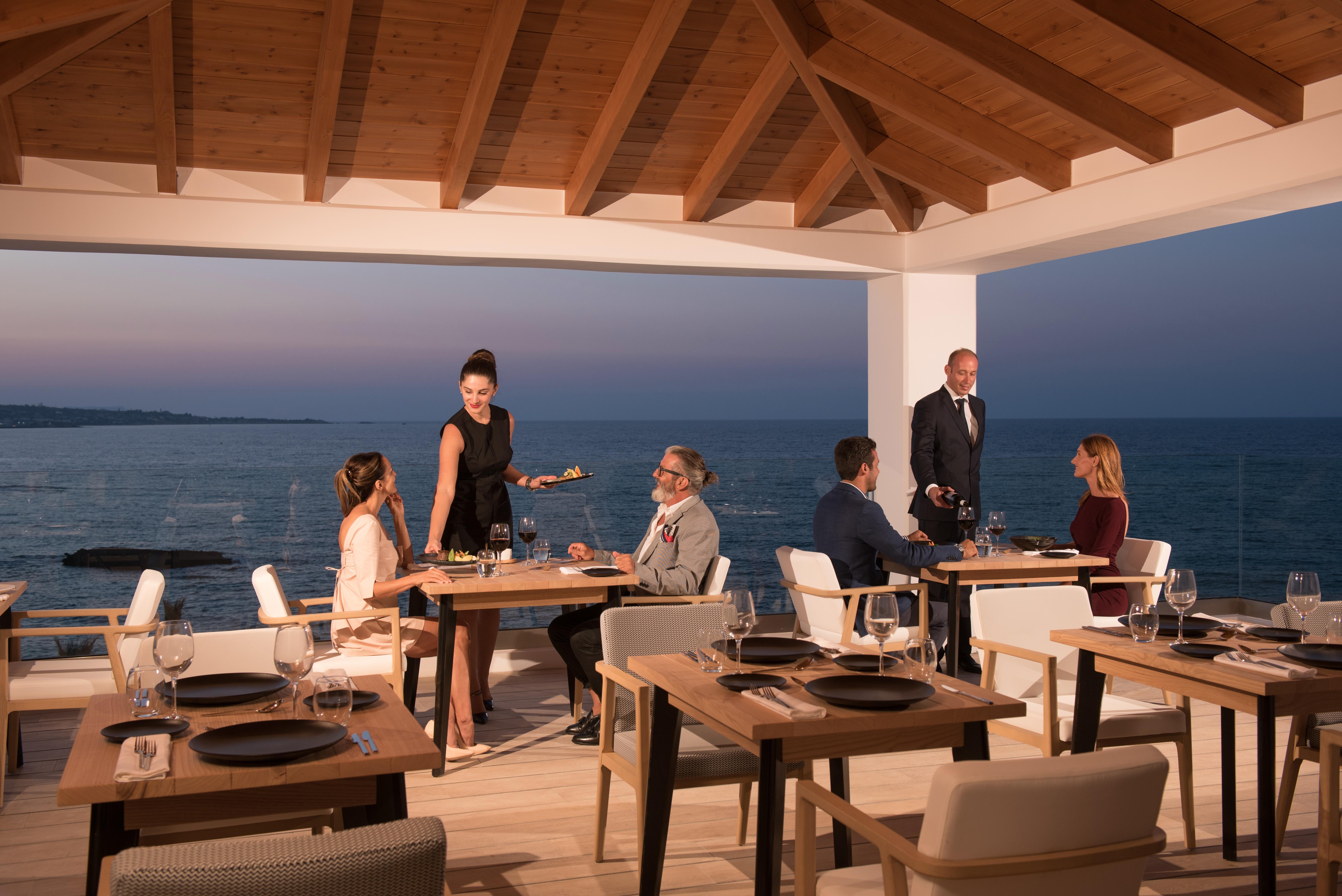 Abaton Island Resort & Spa Hersonissos  Exterior photo Restaurant